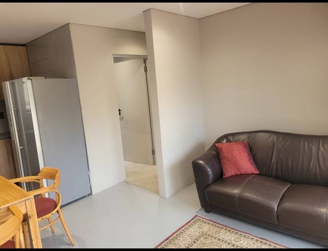 1 BEDROOM FLAT TO LET IN MORNINGSIDE